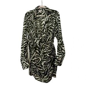 Luxxel Olive and White Patterned Dress